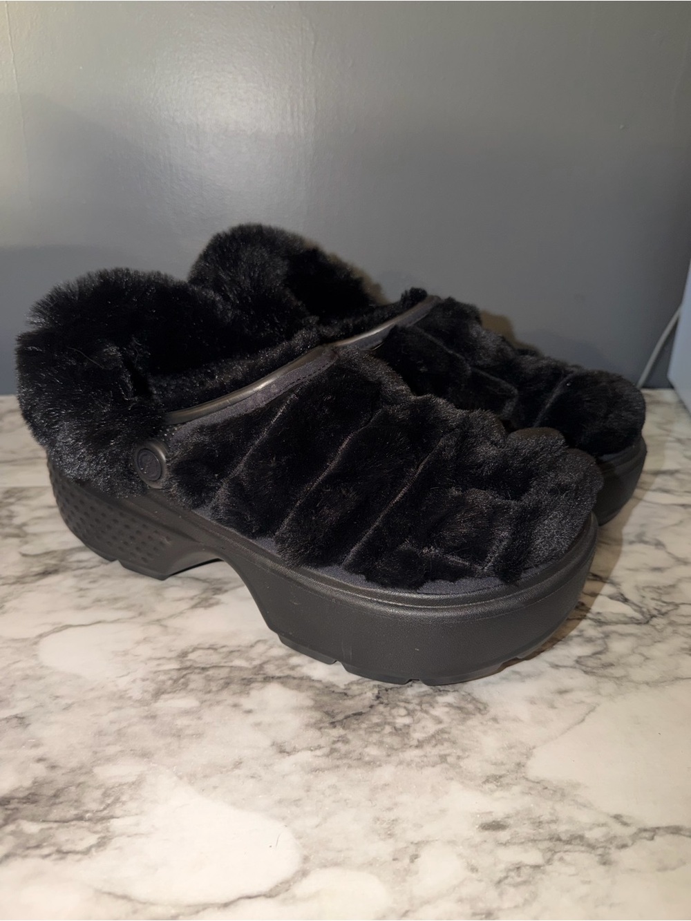 Crocs platform fuzzy shoes